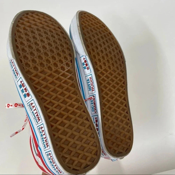 Vans x Where’s Waldo ? Red White Old Skool Textile Low Top Size 5.5 - Picture 6 of 10